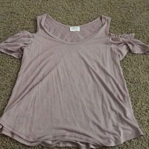 Shoulder cut out top